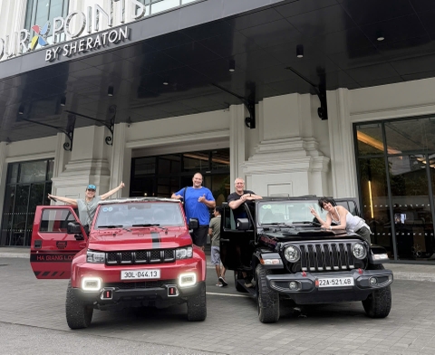 4 days Ha Giang Loop by Jeep-SUV car/ Circuit en Jeep- SUV privée