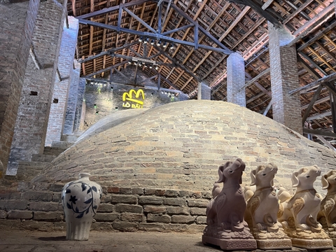 Ninh Bình- Hạ Long/Lan Ha- Bat Trang pottery village 3 days by private car