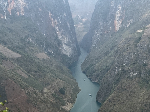 4 days 3 nights Đồng Văn- Mèo Vạc, Hà Giang by private car/ Tour xe riêng.