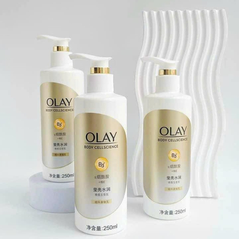 Dưỡng thể trắng da OLAY B3+ VITAMIN E 250ML