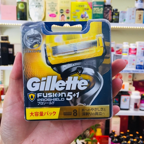 HỘP 8 ĐẦU DAO CẠO RÂU GILLETTE FUSSION PROSHIELD màu vàng - 5 LƯỠI