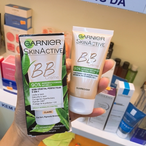 KEM NỀN GARNIER SKINACTIVE BB CRÈME 90% INGREDIENTS DORIGINE NATURELLE