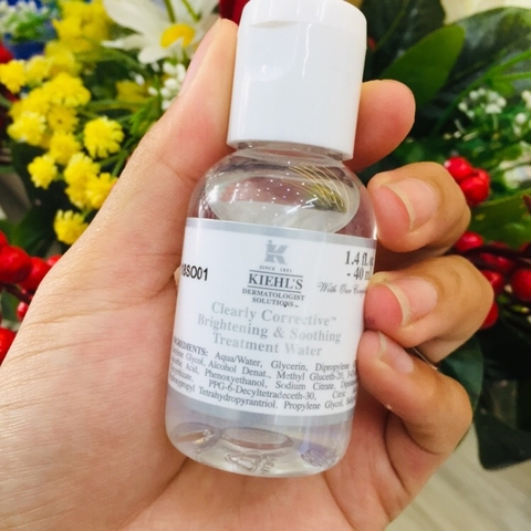 NƯỚC THẦN LÀM SÁNG DA MỜ THÂM MỤN KIEHL'S CLEARLY CORRECTIVE BRIGHTENING & SOOTHING TREATMENT WATER - 40ML