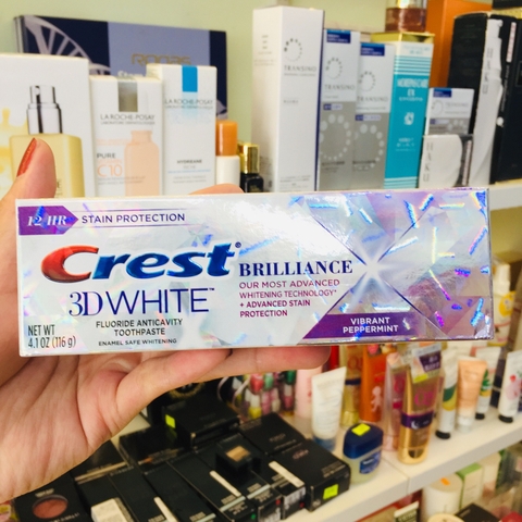 KEM ĐÁNH RĂNG CREST 3D WHITE BRILLIANCE 116G TÍM