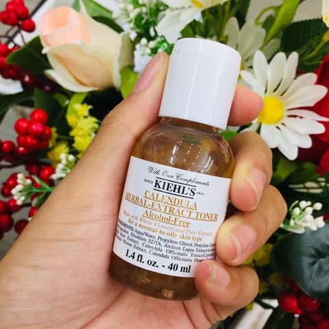 NƯỚC HOA HỒNG HOA CÚC KIEHL'S CALENDULA HERBAL EXTRACT TONER 40ML