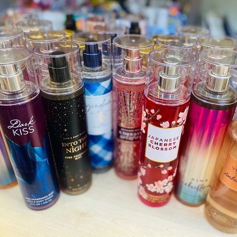 XỊT THƠM TOÀN THÂN BODY MIST BATH & BODY WORKS 236ML