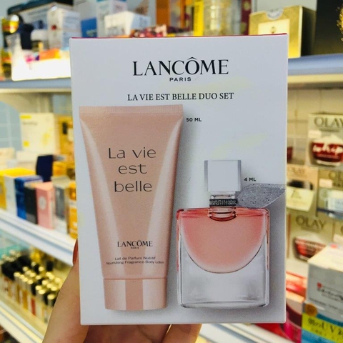 SET LANCOME LAVIE EST BELLE DUO GỒM LOTION-50ML + NƯỚC HOA MINI 4ML