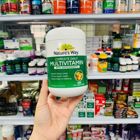 VIÊN UỐNG MULTIVITAMIN VITAMIN TỔNG HỢP & TẢO XOẮN NATURE'S WAY - 200V