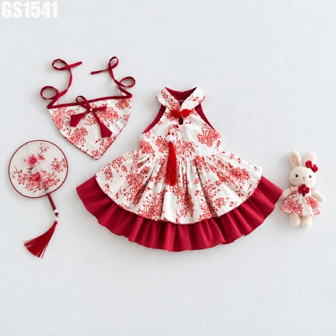 Set Váy Yếm Hoa Cúc Kèm Khăn