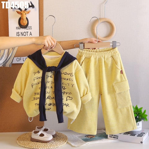 Set 3 Món Áo Quần Kèm Khăn Choàng
