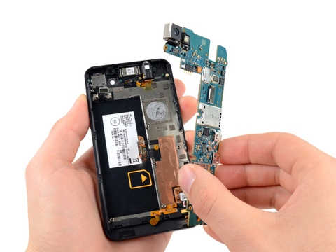 sửa chữa Blackberry Z10 uy tín, chất lượng