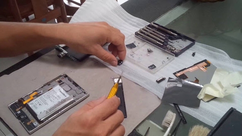 Những lưu ý khi thay màn hình Blackberry
