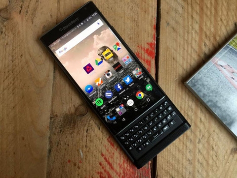 Những dấu hiệu nhận biết cần thay màn hình Blackberry