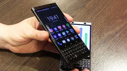 Có nên mua Blackberry Keyone Black Edition xách tay hay không?
