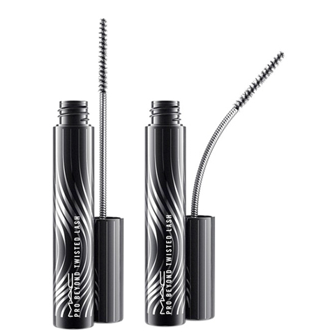 Mascara uốn cong 90 độ  MAC Pro Beyond Twisted Lash