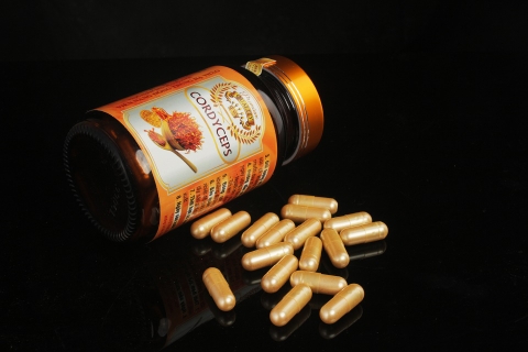 Viên nang đông trùng hạ thảo 100V