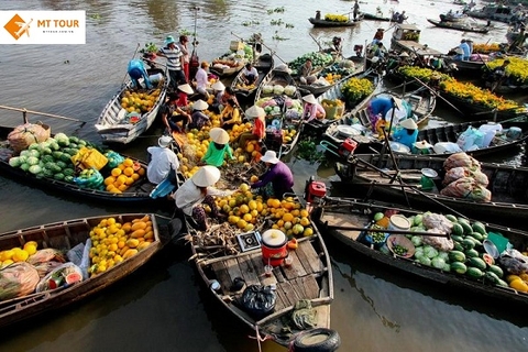 CHỢ NỔI CÁI BÈ TIỀN GIANG