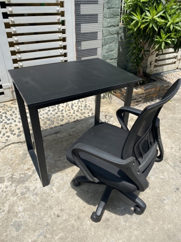 Bộ bàn ghế chân sắt seri nhỏ 80 x 60 + ghế văn phòng lưng lưới : KG - B01
