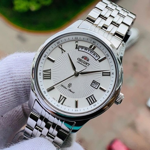 Đồng Hồ Nam Orient Day Date SEV0P002WH