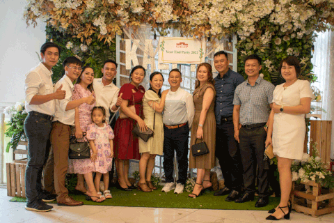 Cùng Nhau Nhìn Lại Chặng Đường Đầy Khó Khăn 2022 - Galup Chung Sức Vươn Xa