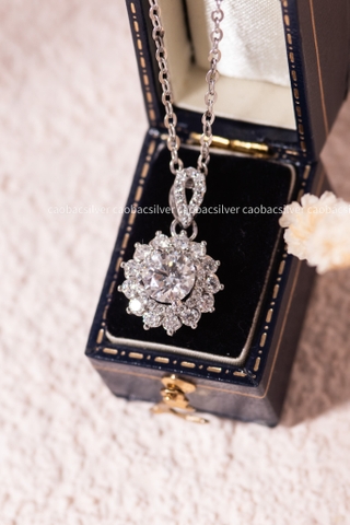 Dây chuyền bạc ta xi vàng trắng đính Kim Cương Moissanite tròn đá giữa chấu giữ nổi