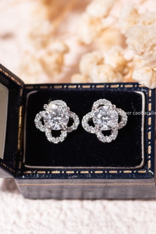 Khuyên tai bạc Việt Nam xi vàng trắng đính kim cương Moissanite Lucky Bloom