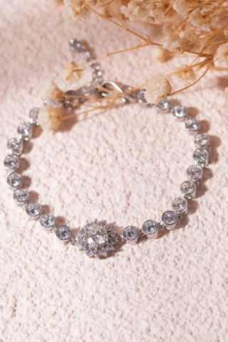 Lắc tay bạc Việt Nam xi vàng trắng đính kim cương Moissanite Crystal Bloom