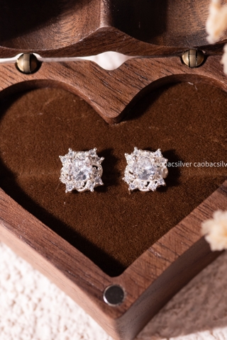 Khuyên tai bạc Việt Nam Floral Cluster