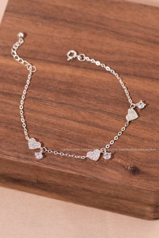 Lắc chân bạc Việt Nam tim đá ổ đá rơi