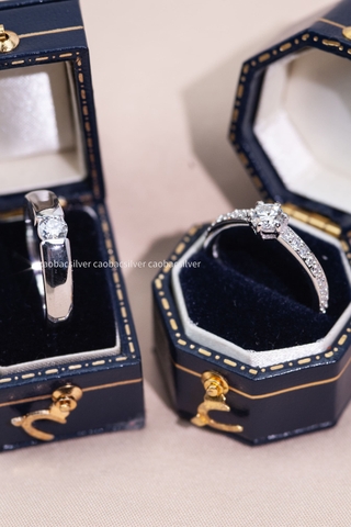 Nhẫn đôi bạc Việt Nam xi vàng trắng 18k đính kim cương Moissanite Love Affair