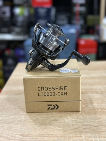 Máy câu Daiwa Crossfire LT