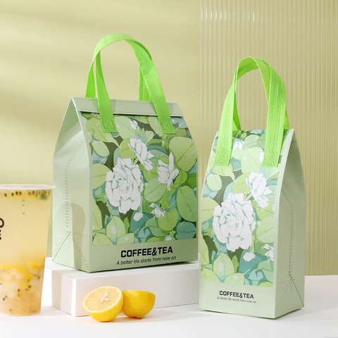 5 Lý do túi giữ nhiệt in logo được nhiều Brand F&B săn đón trong mùa hè 2025