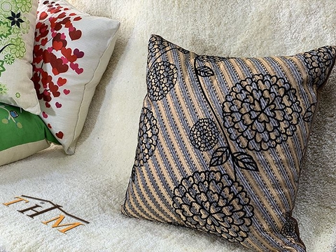goi-tua-lung-ghe-sofa 016