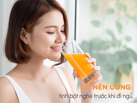 Có nên uống tinh bột nghệ trước khi đi ngủ?
