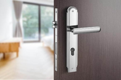 35573.101 MSN - KHÓA CỬA NẸP VICKINI