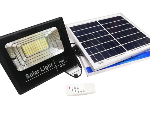Đèn năng lượng mặt trời thông minh 60W