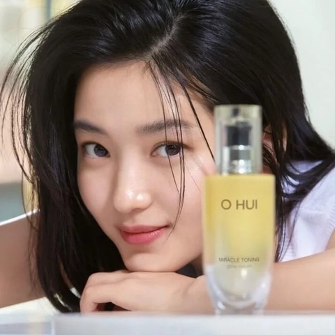 Tinh Chất Dưỡng Sáng Căng Mướt Ohui Miracle Toning Glow Serum 50ml