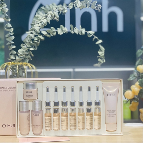 Bộ Tinh Chất Siêu Dưỡng Ẩm Ohui Miracle Moisture Ampoule 777 Mẫu Mới