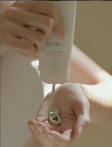 Sữa Rửa Mặt Đất Sét Su:m37 Time Energy Bright Clay Pack Cleanser 150ml