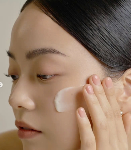 Kem Dưỡng Ẩm Chống Lão Hóa The Whoo Vàng Gongjinhyang Firming Cream 50ml