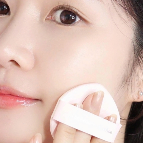 Bộ Phấn Nước Chống Nắng Whoo Trắng Da Gongjinhyang Seol Radiant White Tone Up Sun Cushion
