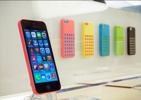 Sản lượng iPhone 5C có thể giảm một nửa