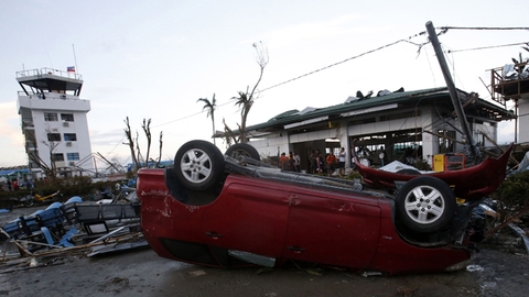 Thảm khốc Haiyan: Hơn 1.200 người Philippines chết