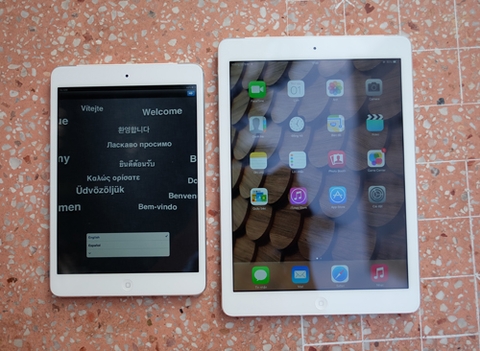 Màn hình iPad Air cho cảm giác "lọc cọc", không chắc chắn bằng iPad 4