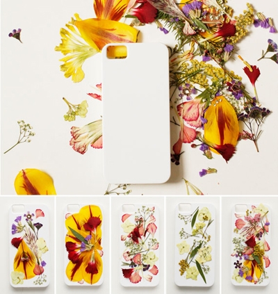 Vỏ iPhone từ hoa khô ép đẹp lung linh