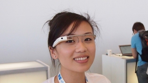 Google Glass có bản cập nhật mới: Cải tiến lướt web và nhận diện giọng nói