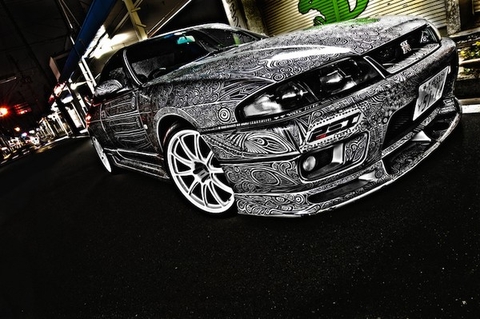 Đã mắt với màn "thay áo" cho Nissan Skyline GTR