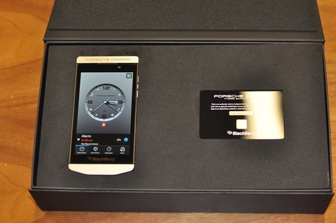 BlackBerry sẽ làm mới dòng Porsche Design P'9982