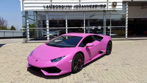 Lamborghini cũng điệu với màu hồng cánh sen