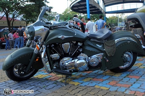 Kawasaki Vulcan phong cách bụi bặm của thợ độ Việt Nam